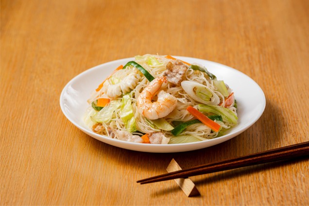 リニューアル ケンミン こく旨塩焼ビーフン 70g