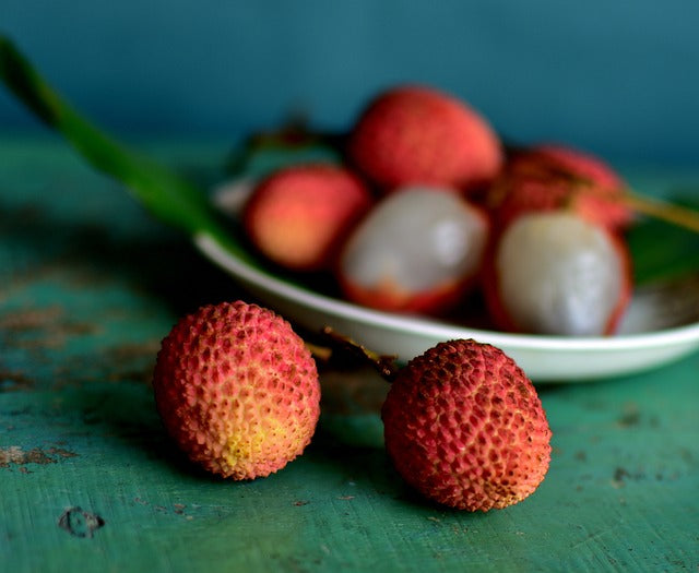 台湾産 生ライチ 玉荷苞(ドラゴンライチ)200g Fresh Dragon Lychee