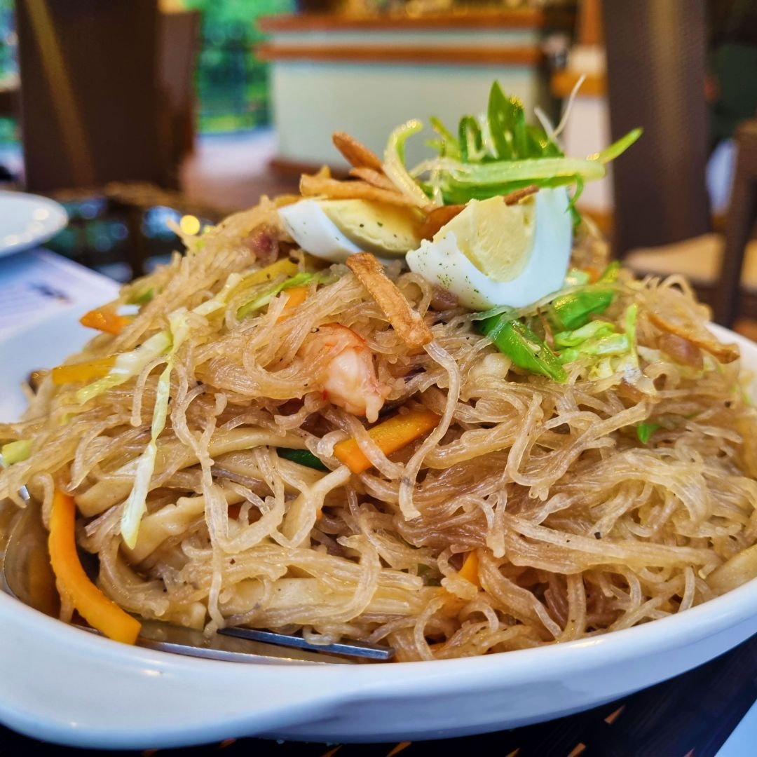 フィリピン風焼きビーフン（パンシットビホン）