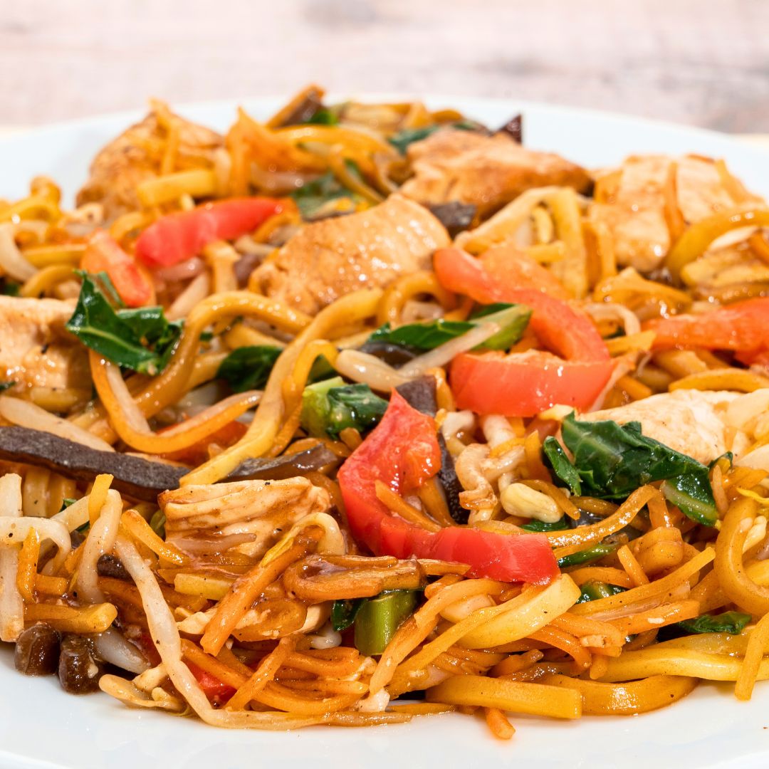 チャウメン（インド風焼きそば）