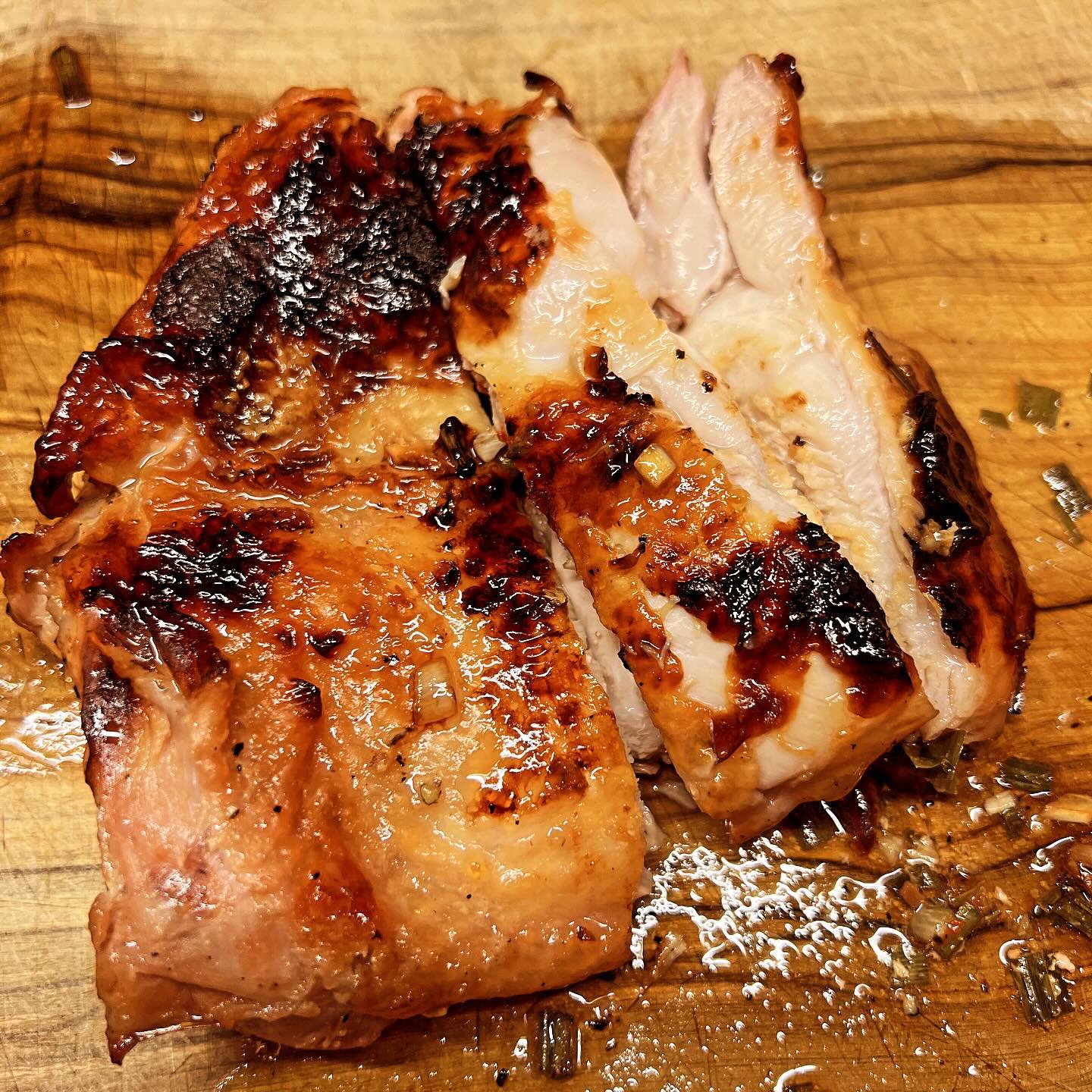 タイ風ガイヤーン（炭火焼き鶏）