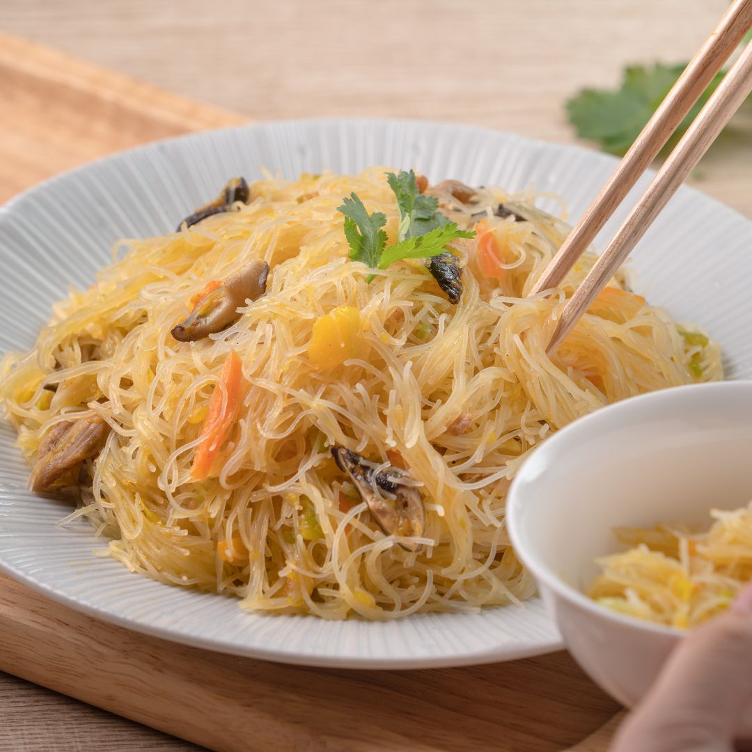 ミエンサオ（緑豆春雨のオイスター炒め）