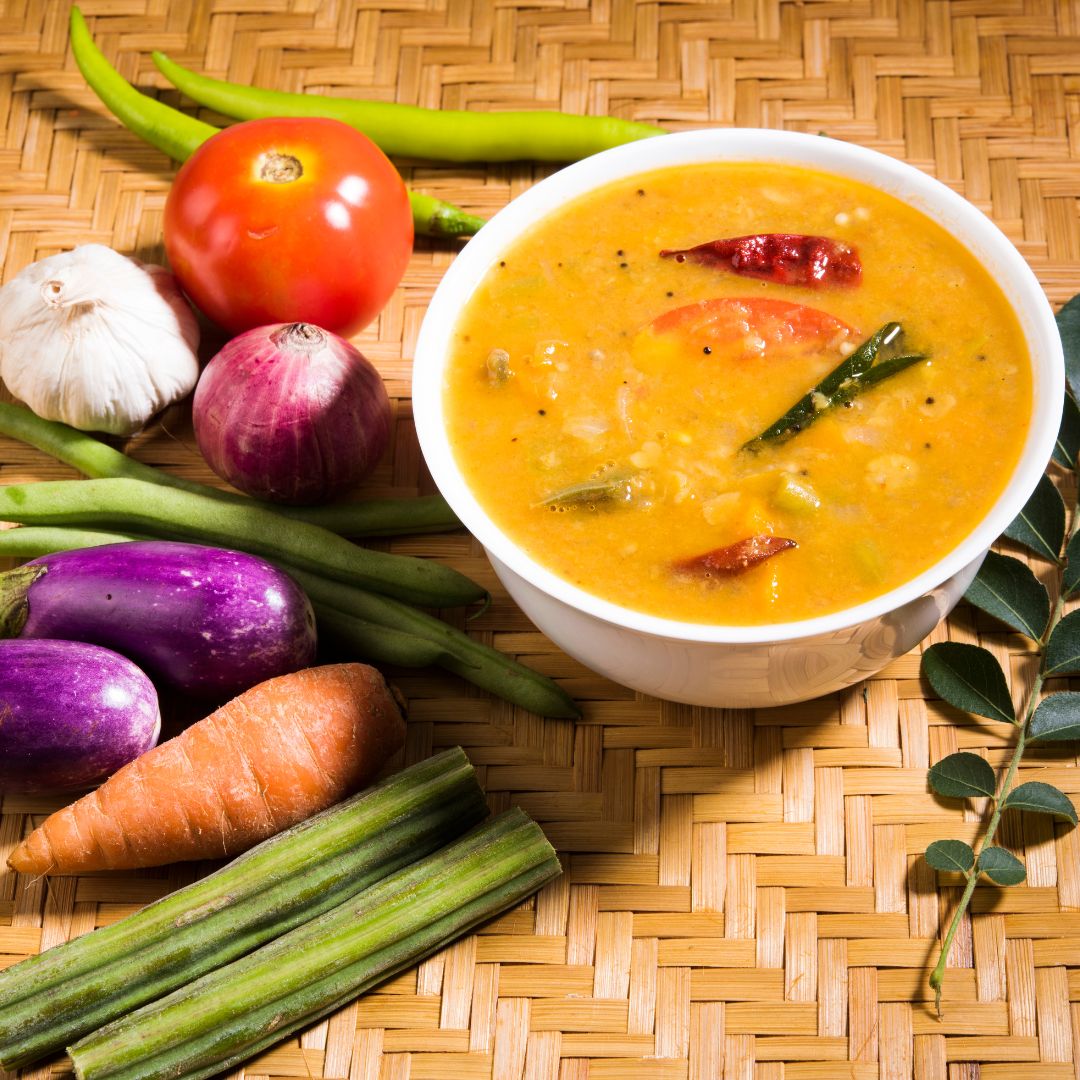 ベジサンバル（南インド料理のスープ）
