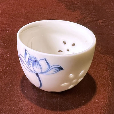 茶杯 透かし 青